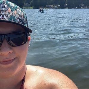 Meet your Posher, Maureen